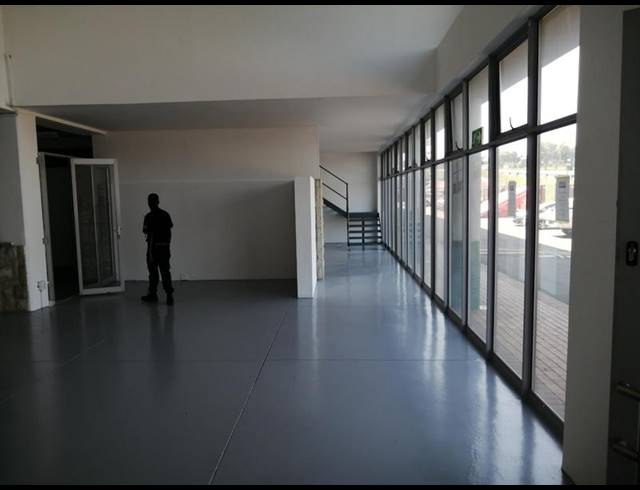 RETAIL PROPERTY TO RENT IN LASER PARK